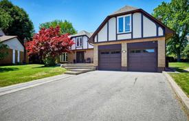 خانه  – اسکاربرو، تورنتو, تورنتو, انتاریو,  کانادا. C$1,624,000