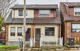  دو خانه بهم متصل – Dufferin Street, تورنتو, انتاریو,  کانادا. C$1,048,000