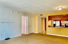 آپارتمان کاندو – میامی, فلوریدا, ایالات متحده آمریکا. $480,000