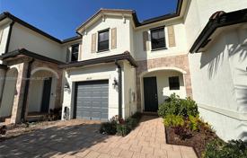 3غرفة  دو خانه بهم متصل 150 متر مربع Hialeah, ایالات متحده آمریکا. $549,000