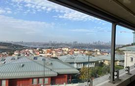 4غرفة آپارتمان  210 متر مربع Üsküdar, ترکیه. $698,000
