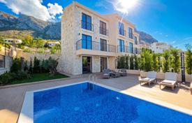 4غرفة ویلا  295 متر مربع Blizikuće, مونته نگرو. 695,000 €
