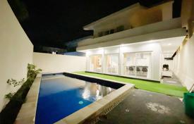 4غرفة ویلا  226 متر مربع South Kuta, اندونزی. $213,000