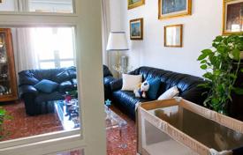 3غرفة آپارتمان  183 متر مربع Livorno, ایتالیا. 350,000 €