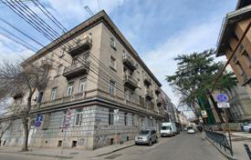 3غرفة آپارتمان  110 متر مربع شهر قدیم تفلیس, گرجستان. $150,000