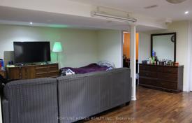 8غرفة خانه  Etobicoke, کانادا. C$1,544,000