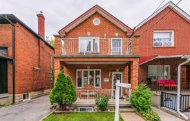 4غرفة خانه  Old Toronto, کانادا. C$1,559,000