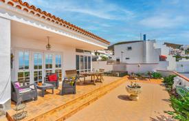دو خانه بهم چسبیده – Playa de las Americas, جزایر قناری (قناری), اسپانیا. 1,100,000 €