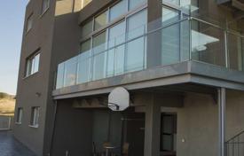 دو خانه بهم چسبیده 360 متر مربع لیماسول, قبرس. 1,300,000 €