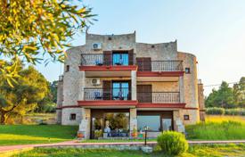 3غرفة خانه  100 متر مربع Kriopigi, یونان. 380,000 €