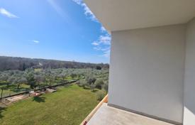 2غرفة آپارتمان  74 متر مربع Umag, کرواسی. 372,000 €