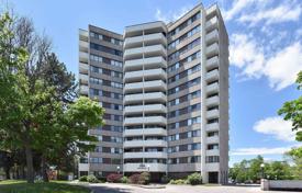 آپارتمان  – نورث یورک, تورنتو, انتاریو,  کانادا. C$671,000