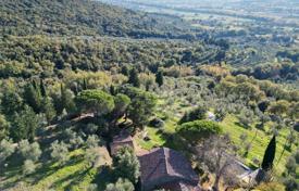 5غرفة ویلا  400 متر مربع Tuoro Sul Trasimeno, ایتالیا. 1,000,000 €