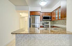 2غرفة آپارتمان  Etobicoke, کانادا. C$739,000