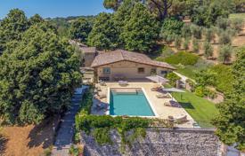 16غرفة کاخ  835 متر مربع Orvieto, ایتالیا. 2,600,000 €