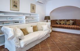 8غرفة دو خانه بهم چسبیده 280 متر مربع جاوه, اسپانیا. 8,400 € في الأسبوع