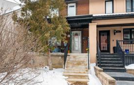  دو خانه بهم متصل – York, تورنتو, انتاریو,  کانادا. C$1,342,000