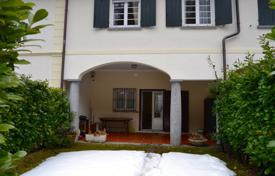  دو خانه بهم متصل – Gignese, Piedmont, ایتالیا. Price on request