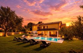 7غرفة خانه  156 متر مربع Labin, کرواسی. 519,000 €
