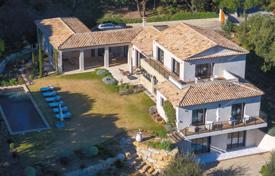 6غرفة ویلا  352 متر مربع La Croix-Valmer, فرانسه. 5,900,000 €