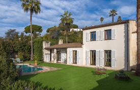 5غرفة ویلا  Villeneuve-Loubet, فرانسه. 1,785,000 €