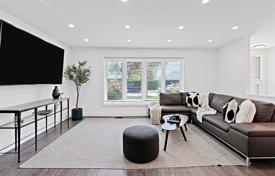 9غرفة خانه  Etobicoke, کانادا. C$2,044,000