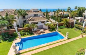 5غرفة ویلا  940 متر مربع ماربلا, اسپانیا. 5,500,000 €