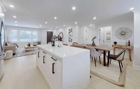 5غرفة خانه  نورث یورک, کانادا. C$1,840,000