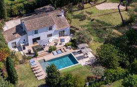 3غرفة ویلا  موگینز(فرانسه), فرانسه. 1,750,000 €
