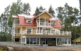 دو خانه بهم چسبیده – Kimitoön, South-West Finland, فنلاند. 2,670 € هفته ای