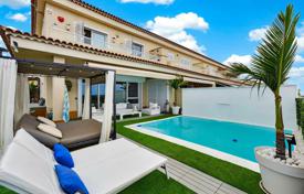 4غرفة ویلا  312 متر مربع Puerto de Santiago, اسپانیا. 940,000 €