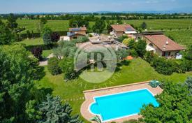 11غرفة ویلا  Sirmione, ایتالیا. 1,180,000 €