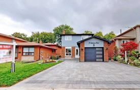 خانه  – اسکاربرو، تورنتو, تورنتو, انتاریو,  کانادا. C$1,145,000