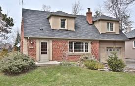 4غرفة خانه  نورث یورک, کانادا. C$2,409,000