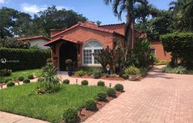 دو خانه بهم چسبیده – Coral Gables, فلوریدا, ایالات متحده آمریکا. $850,000