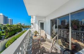 2غرفة آپارتمان  111 متر مربع Hallandale Beach, ایالات متحده آمریکا. $349,000