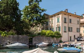 5غرفة آپارتمان  300 متر مربع Garda, ایتالیا. 1,800,000 €