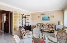 3غرفة آپارتمان  Port Palm Beach, فرانسه. 774,000 €