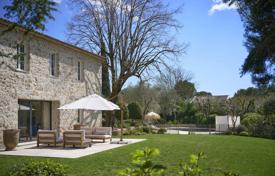9غرفة ویلا  موگینز(فرانسه), فرانسه. 4,990,000 €