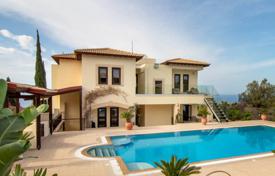 4غرفة دو خانه بهم چسبیده 400 متر مربع Aphrodite Hills, قبرس. 2,375,000 €