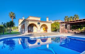 4غرفة خانه  329 متر مربع Kalonji, اسپانیا. 798,000 €