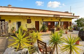 6غرفة ویلا  570 متر مربع Santa Cruz de Tenerife, اسپانیا. 900,000 €