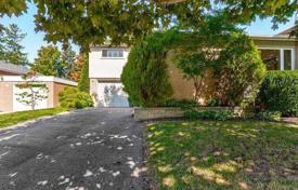 6غرفة خانه  Etobicoke, کانادا. C$1,493,000