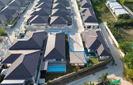 3غرفة خانه  975 متر مربع Chonburi, تایلند. $373,000