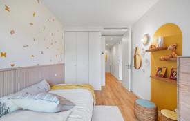 3غرفة آپارتمان  155 متر مربع Porto (city), پرتغال. 415,000 €