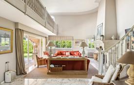 6غرفة ویلا  موگینز(فرانسه), فرانسه. 3,250,000 €