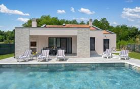 7غرفة خانه  130 متر مربع Labin, کرواسی. 490,000 €