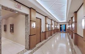 2غرفة آپارتمان  Etobicoke, کانادا. C$1,055,000