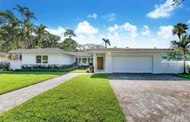 دو خانه بهم چسبیده – میامی, فلوریدا, ایالات متحده آمریکا. $2,395,000