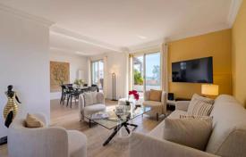3غرفة آپارتمان  کن, فرانسه. 1,050,000 €
